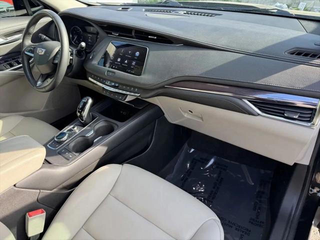 2023 Cadillac XT4 FWD Luxury