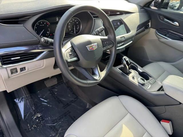 2023 Cadillac XT4 FWD Luxury
