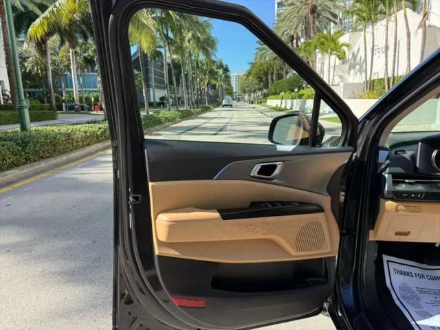 2024 Kia Carnival MPV LX Seat Package