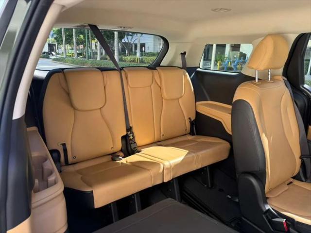 2024 Kia Carnival MPV LX Seat Package