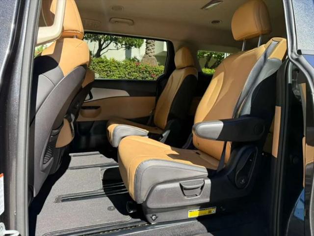 2024 Kia Carnival MPV LX Seat Package