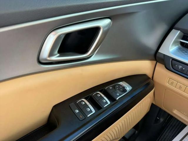 2024 Kia Carnival MPV LX Seat Package