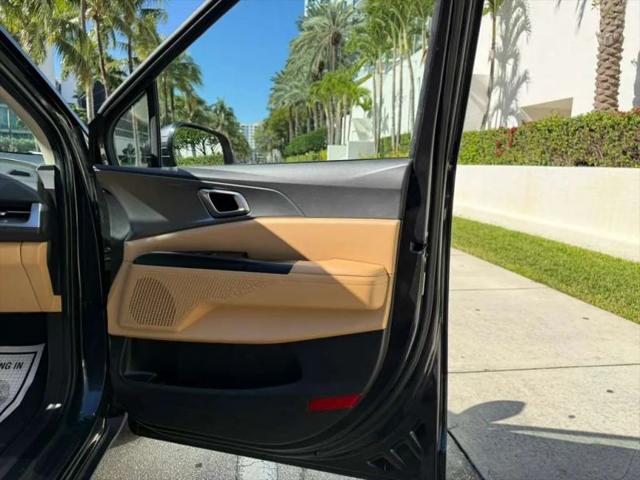 2024 Kia Carnival MPV LX Seat Package