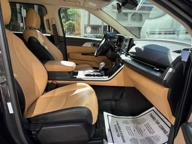 2024 Kia Carnival MPV LX Seat Package