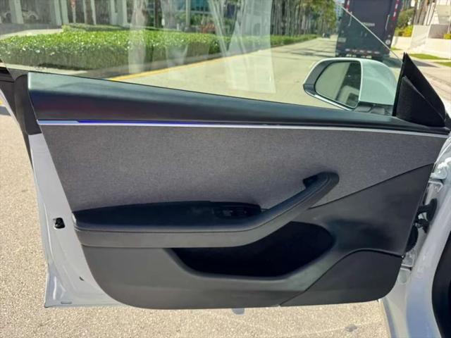 2024 Tesla Model 3 Rear-Wheel Drive