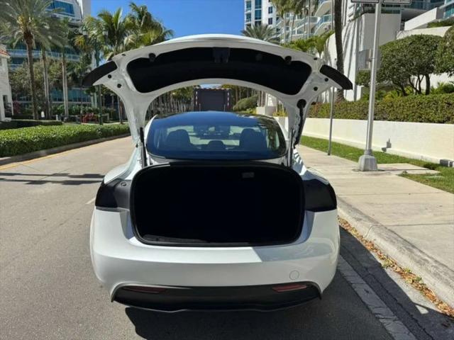 2024 Tesla Model 3 Rear-Wheel Drive