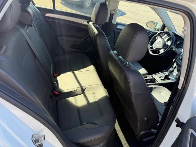 2015 Volkswagen e-Golf SEL Premium