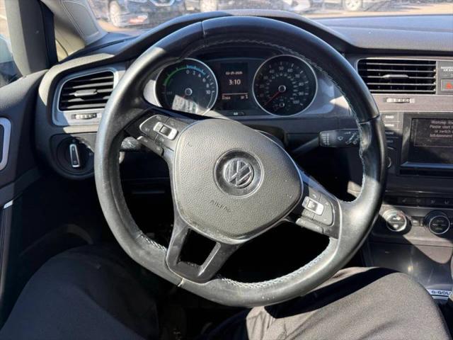 2015 Volkswagen e-Golf SEL Premium