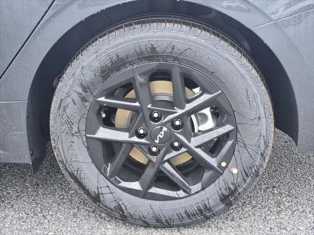 2026 Kia K5 LXS FWD