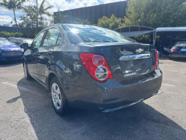 2013 Chevrolet Sonic LS Auto