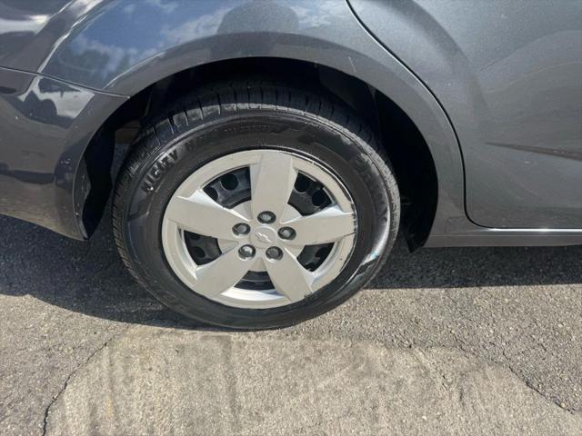 2013 Chevrolet Sonic LS Auto