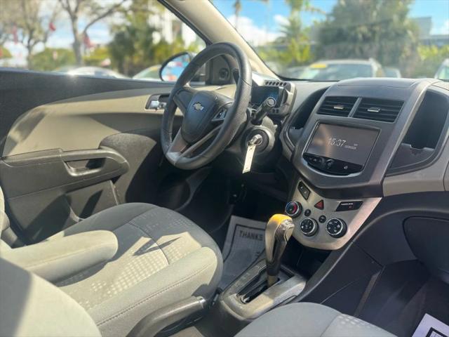 2013 Chevrolet Sonic LS Auto