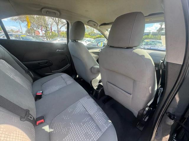2013 Chevrolet Sonic LS Auto