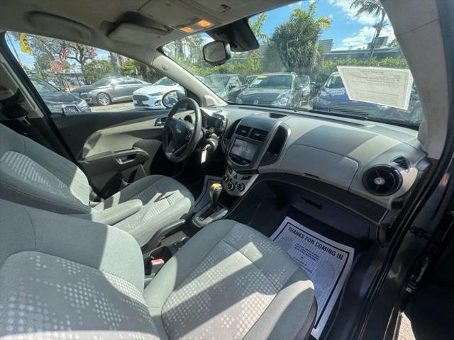 2013 Chevrolet Sonic LS Auto
