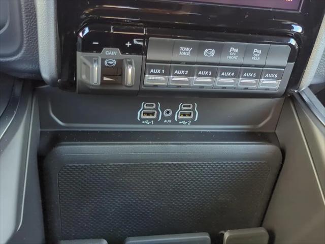 2026 Ram 3500 Big Horn Crew Cab 4x4 8' Box