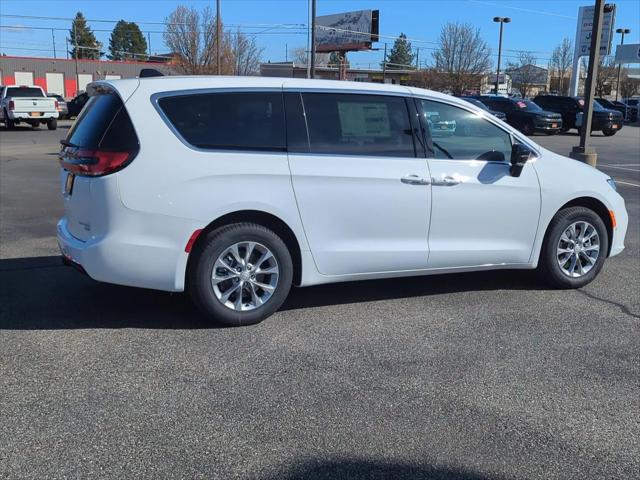 2026 Chrysler Pacifica Limited AWD