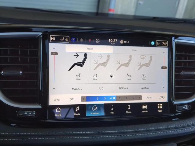 2026 Chrysler Pacifica Limited AWD