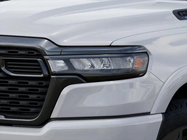 2026 Ram 1500 Big Horn Crew Cab 4x4 5'7" Box