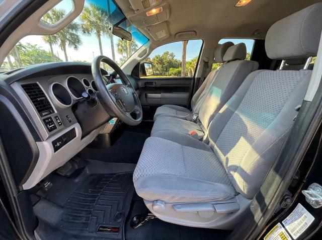 2013 Toyota Tundra Grade 5.7L V8