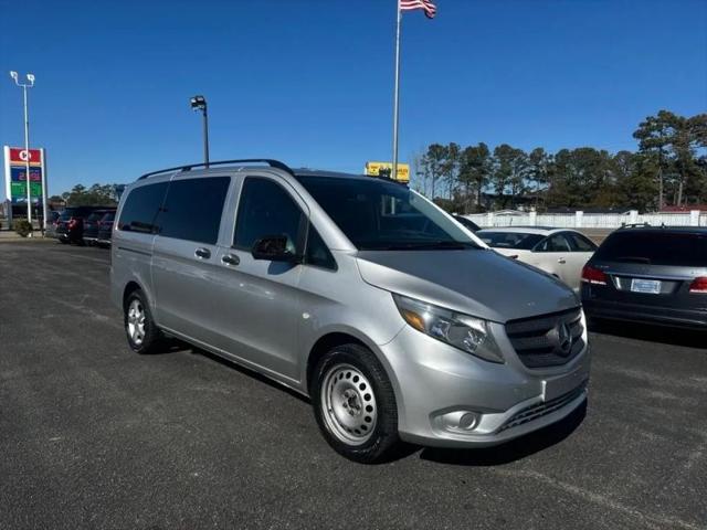 2016 Mercedes-Benz Metris Base