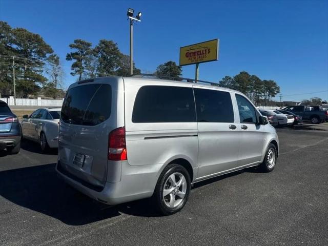 2016 Mercedes-Benz Metris Base
