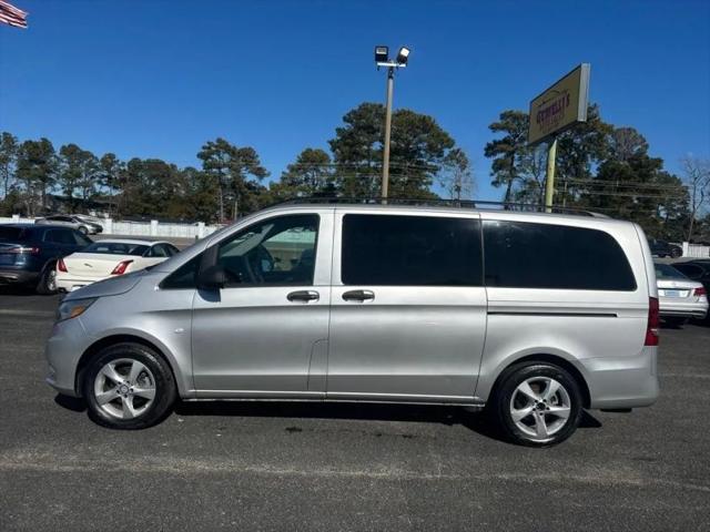 2016 Mercedes-Benz Metris Base