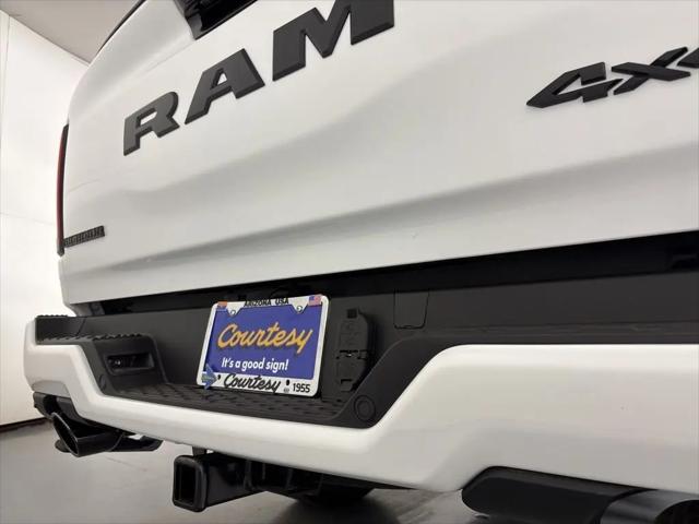 2026 Ram 1500 Big Horn Crew Cab 4x4 57 Box