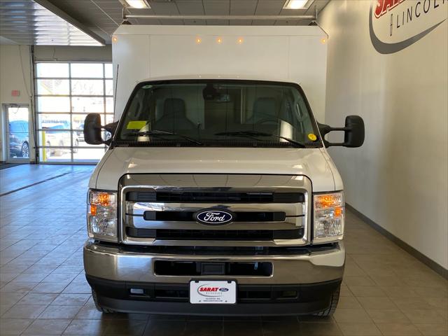 2027 Ford E-Series Cutaway E-350 SRW 138 WB