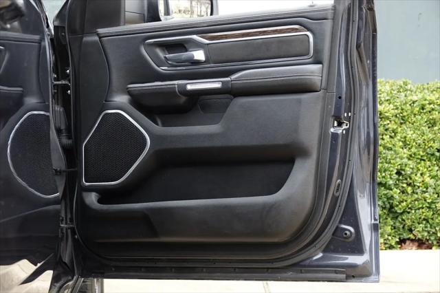 2019 Ram 1500 Laramie Crew Cab 4x4 5'7" Box