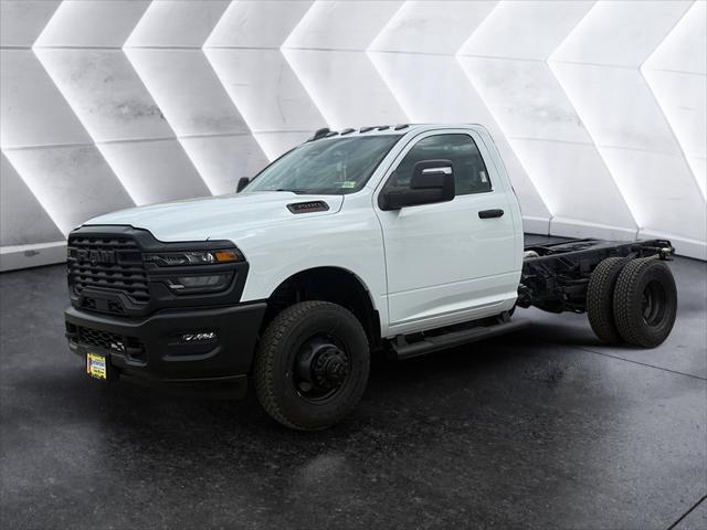 2026 Ram 3500 Tradesman/Big Horn