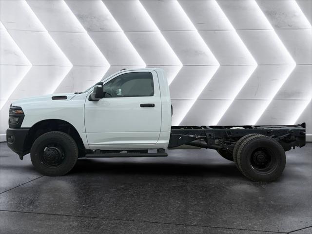 2026 Ram 3500 Tradesman/Big Horn