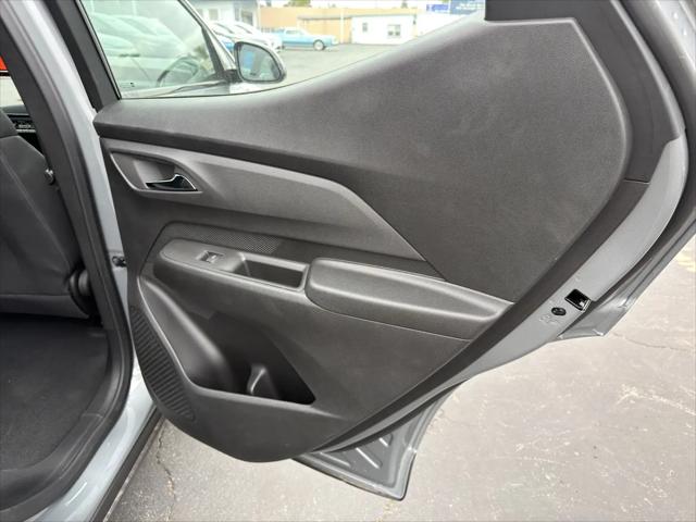 2027 Chevrolet Bolt LT FWD