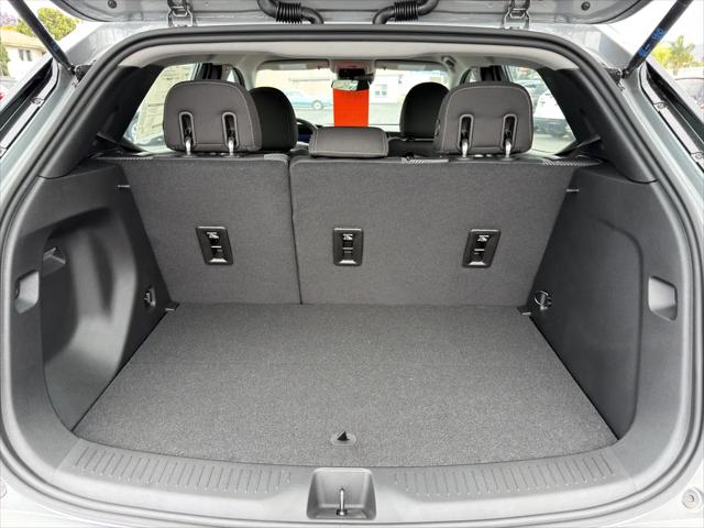 2027 Chevrolet Bolt LT FWD