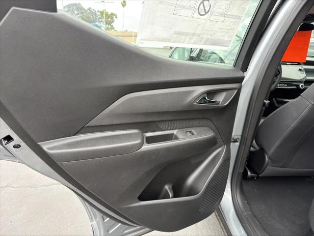2027 Chevrolet Bolt LT FWD