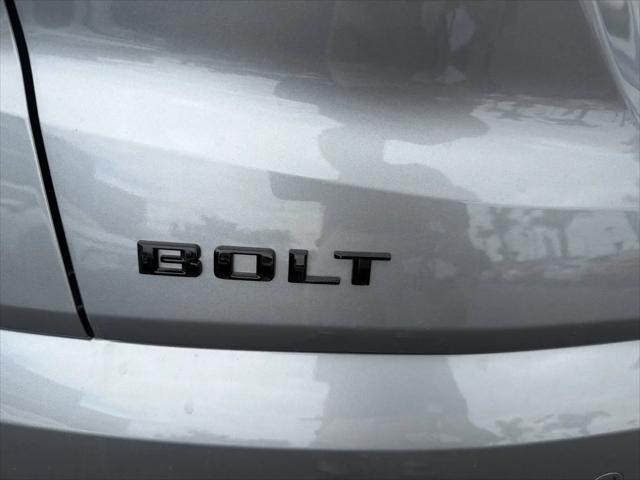 2027 Chevrolet Bolt LT FWD