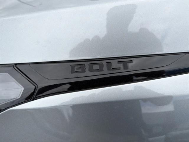2027 Chevrolet Bolt LT FWD