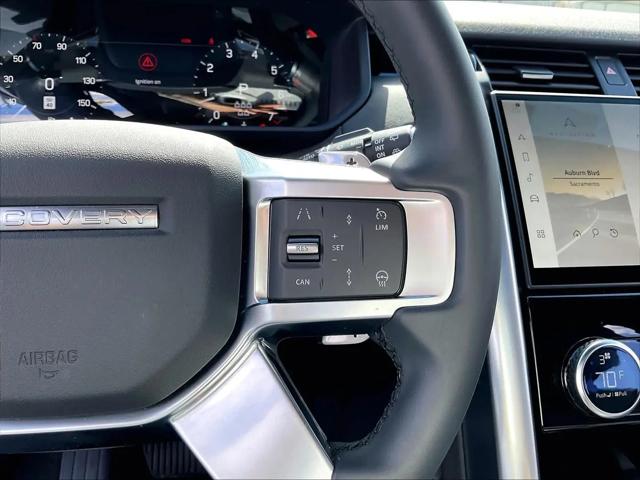 2025 Land Rover Discovery P300 S