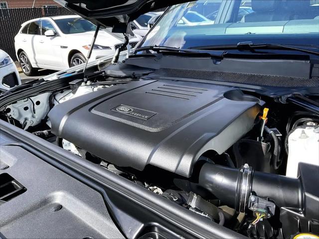 2025 Land Rover Discovery P300 S