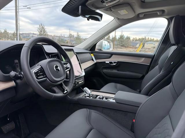 2026 Volvo XC90 Plug-In Hybrid Plus, T8 AWD, Electric/Gasoline, Bright, 6 Seats