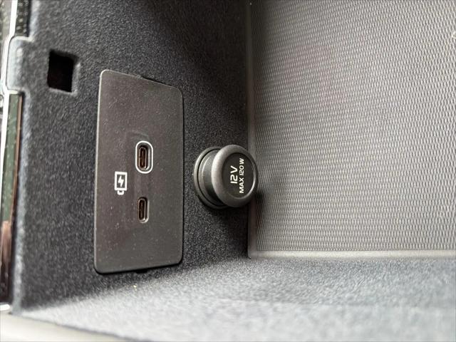 2026 Volvo XC90 Plug-In Hybrid Plus, T8 AWD, Electric/Gasoline, Bright, 6 Seats