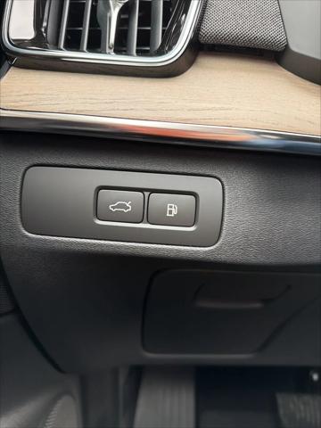 2026 Volvo XC90 Plug-In Hybrid Plus, T8 AWD, Electric/Gasoline, Bright, 6 Seats