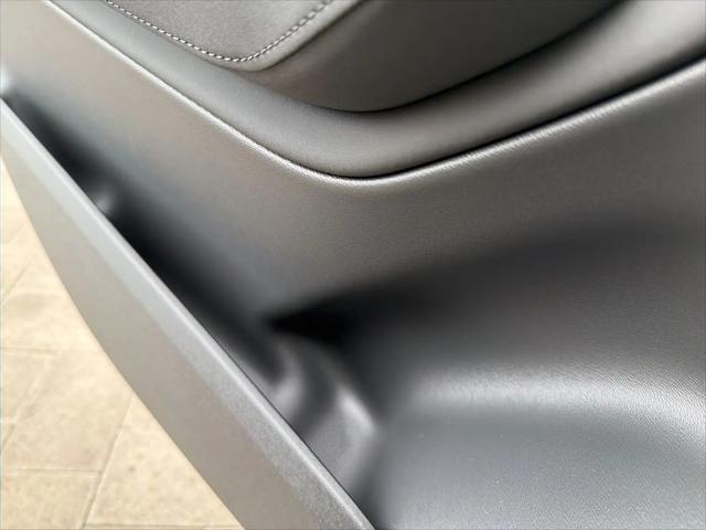 2026 Volvo XC90 Plug-In Hybrid Plus, T8 AWD, Electric/Gasoline, Bright, 6 Seats