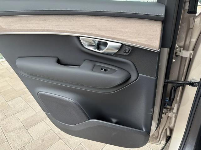 2026 Volvo XC90 Plug-In Hybrid Plus, T8 AWD, Electric/Gasoline, Bright, 6 Seats