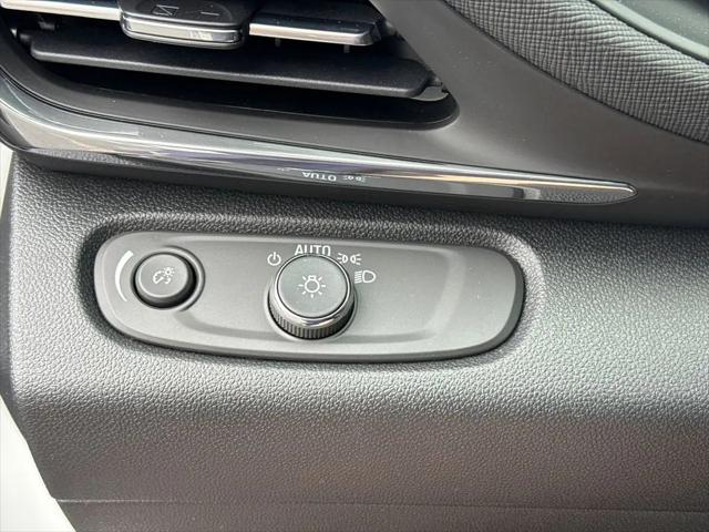 2026 Buick NV Preferred FWD