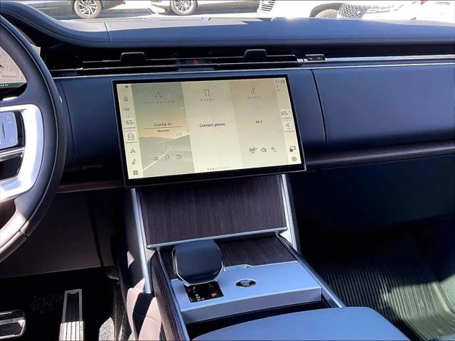 2026 Land Rover Range Rover P400 SE