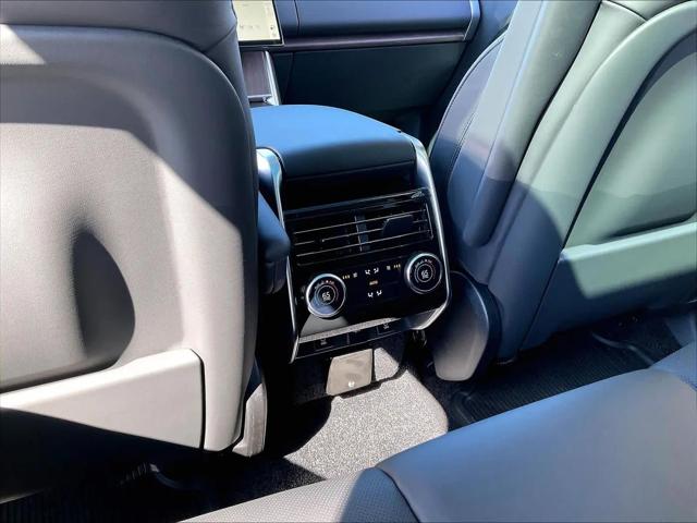 2026 Land Rover Range Rover P400 SE