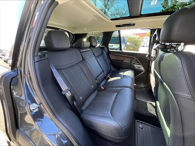 2026 Land Rover Range Rover P400 SE