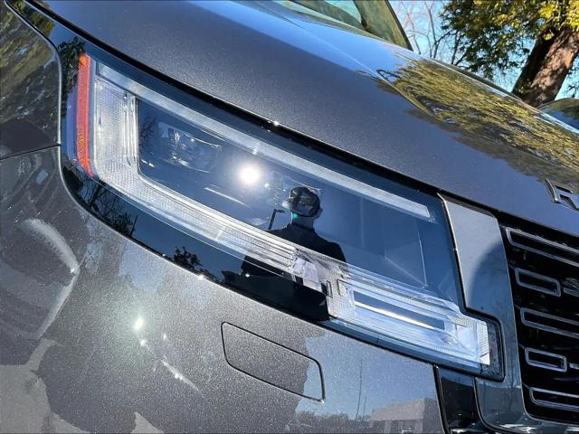 2026 Land Rover Range Rover P400 SE