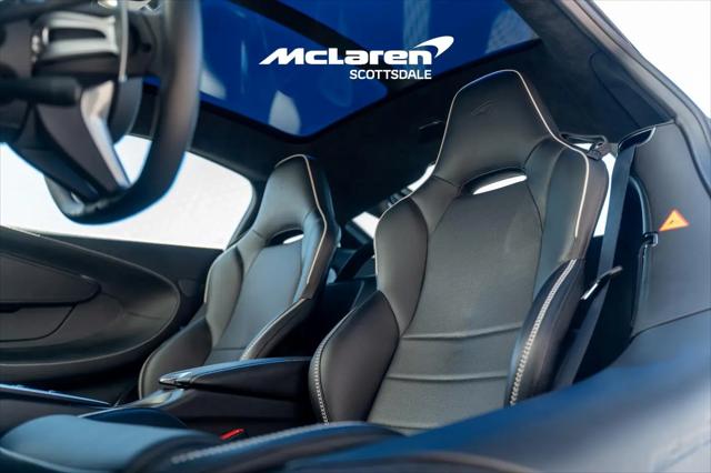 2023 McLaren GT Standard