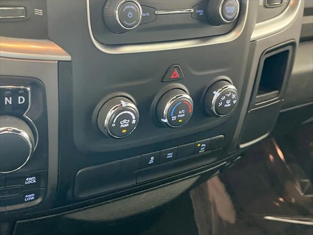 2022 Ram 1500 Classic Warlock Quad Cab 4x4 6'4" Box
